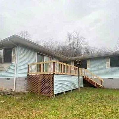 2182 Mile Fork Rd, Charleston, WV 25312