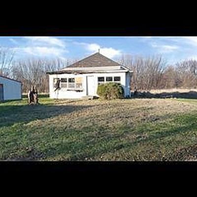 220 Berlin Ave, Traer, IA 50675