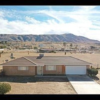 22345 Lupine Rd, Apple Valley, CA 92308