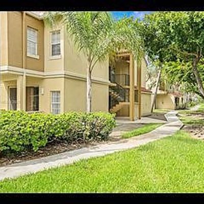 18352 Nw 68 Th Ave #P, Hialeah, FL 33015