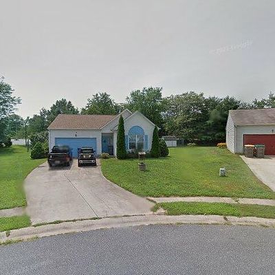 19 Bethel Ct, Newark, DE 19713