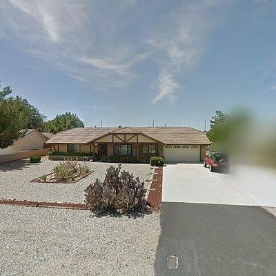 19085 Bay Meadows Dr, Apple Valley, CA 92308