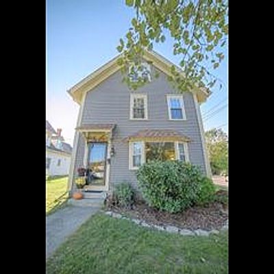 192 Castle Hill Rd, Whitinsville, MA 01588