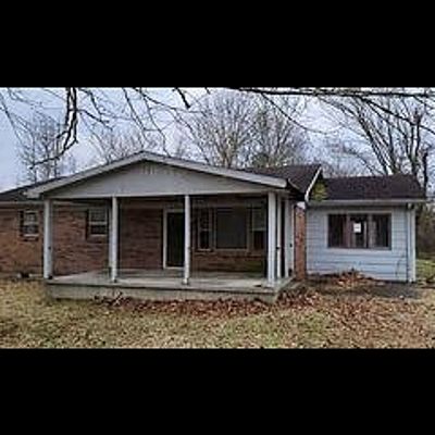 193 Oak Dr, Clay City, KY 40312