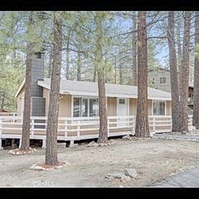 1956 Thrush Rd, Wrightwood, CA 92397