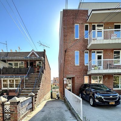 197 Bay 47th St 7, Brooklyn, NY 11214