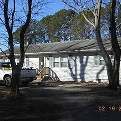 197 Cedar Rd, Poquoson, VA 23662