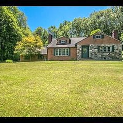 2 Billingsley Trl, Goldens Bridge, NY 10526