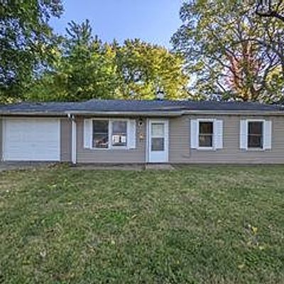 2 Westwood Dr, East Saint Louis, IL 62206