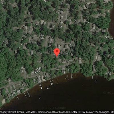 20 2 Nd Ave, Lakeville, MA 02347