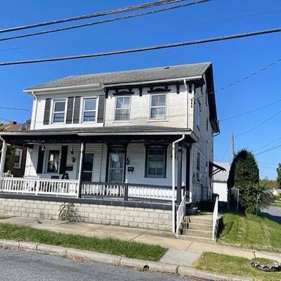 20 N Church St, Robesonia, PA 19551