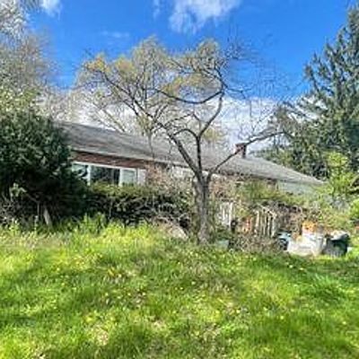 25 Smith Rd, Schwenksville, PA 19473