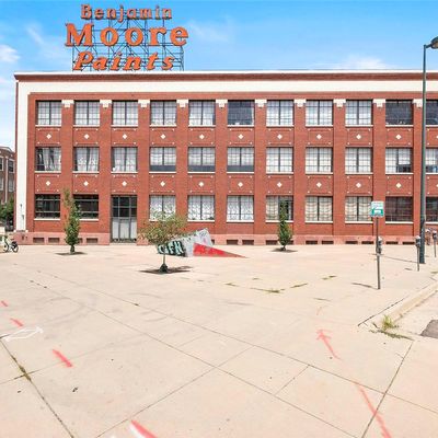 2500 Walnut St #106, Denver, CO 80205