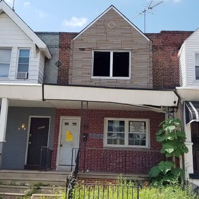 2552 Bonaffon St, Philadelphia, PA 19142