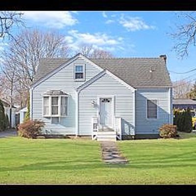 259 Newton Ave, Riverhead, NY 11901