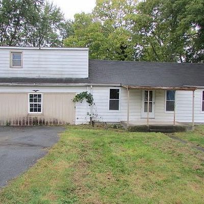 26 Orange St, Mount Holly Springs, PA 17065