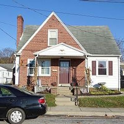 265 W Beaver St, Hallam, PA 17406