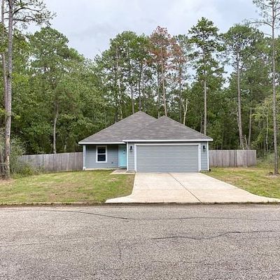 26725 Maple St, Huntsville, TX 77320