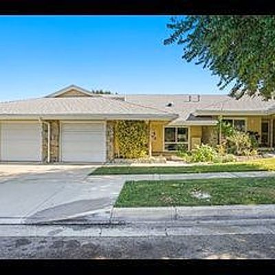26846 Avenue Of The Oaks, Newhall, CA 91321