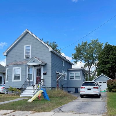 27 Mercier Ave, Manchester, NH 03102