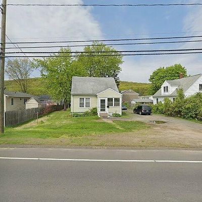 272 Lake Ave, Bristol, CT 06010