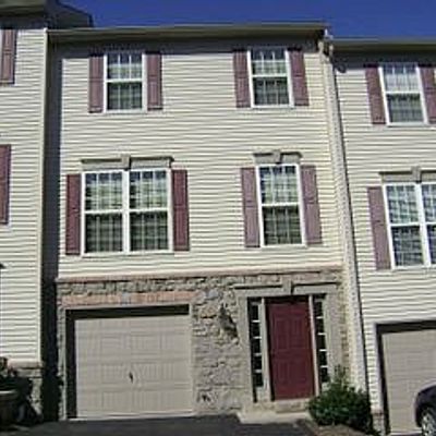 2721 Foxshire Dr, York, PA 17402