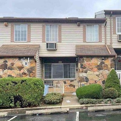 28 Holiday Way Unit 48, Staten Island, NY 10314