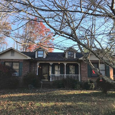 285 Alicia Ln, Mount Airy, NC 27030