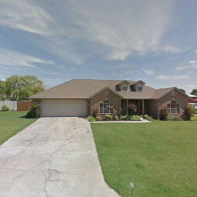 2901 Carriage Hill Dr, Paragould, AR 72450