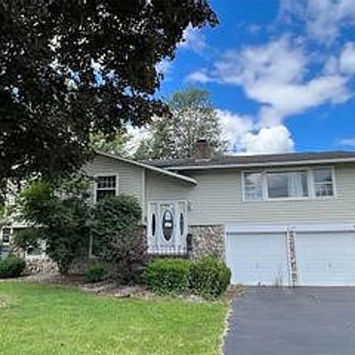 227 Riverdale Rd, Liverpool, NY 13090