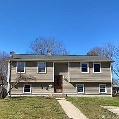 228 Southridge Dr, Willimantic, CT 06226