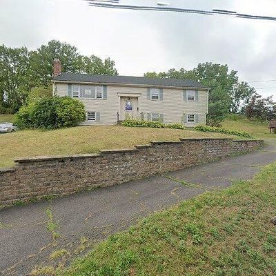 23 Downing Cir, Bloomfield, CT 06002