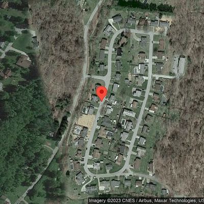 23 Sun Valley Dr, Glen Dale, WV 26038