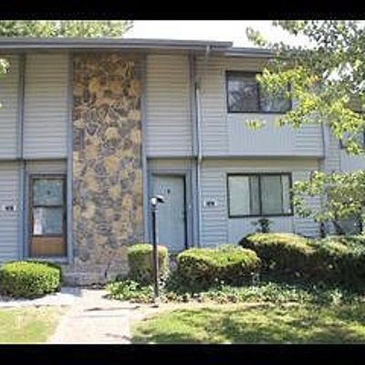 2302 Gascony Drive #2302, Lake Saint Louis, MO 63367