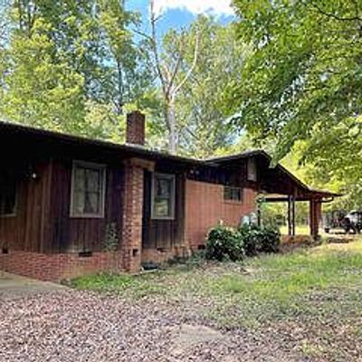 2325 S Jim Minor Rd, Mebane, NC 27302