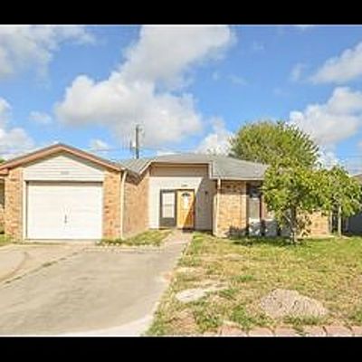 2329 Vialoux Dr, Corpus Christi, TX 78418