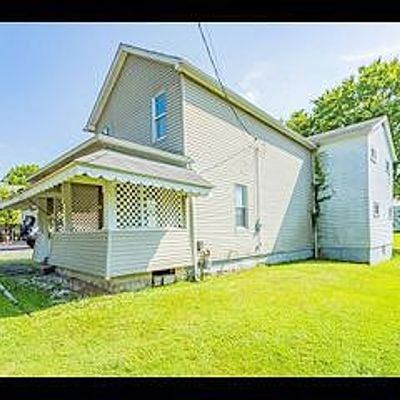 2344 Lincoln Way, Ford City, PA 16226