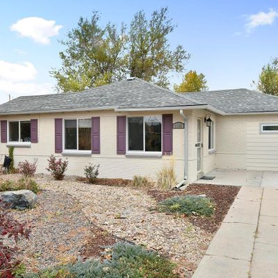 2350 Newport St, Denver, CO 80207