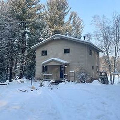 2439 Mcnab Ct, Traverse City, MI 49696