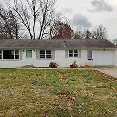 32 Coolidge St, Windsor Locks, CT 06096