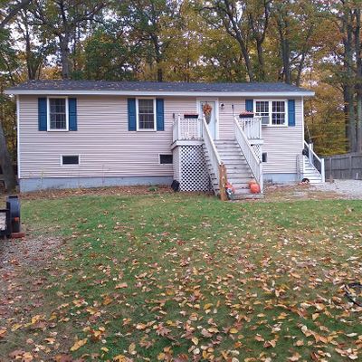 32 Hampshire Ct, Center Barnstead, NH 03225