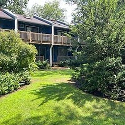 32 Litchfield Pines Dr #32 B, Leominster, MA 01453