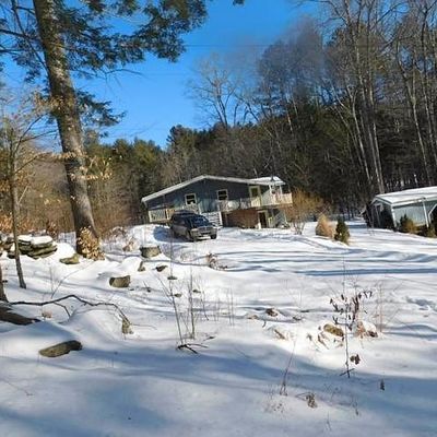 32 Purinton Rd, Newfane, VT 05345