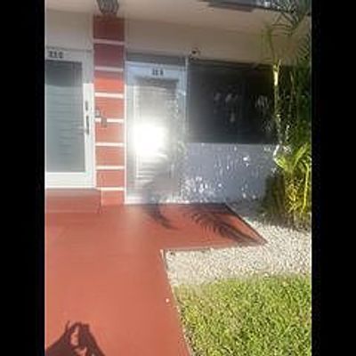 32 Plymouth #D, West Palm Beach, FL 33417