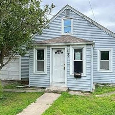 32 Smith St, Groton, CT 06340