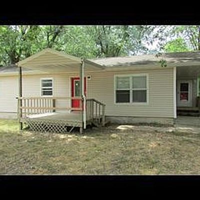 321 N Perryman Ave, Ash Grove, MO 65604