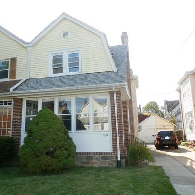 321 W Mowry St, Chester, PA 19013