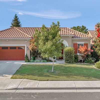 3245 Keats Ave, Clovis, CA 93619