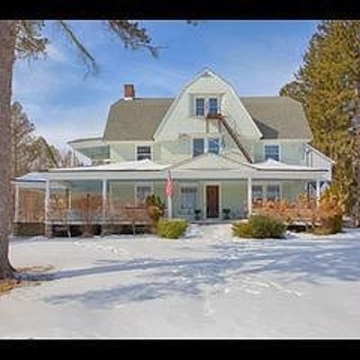 33 Lake St, Stamford, NY 12167