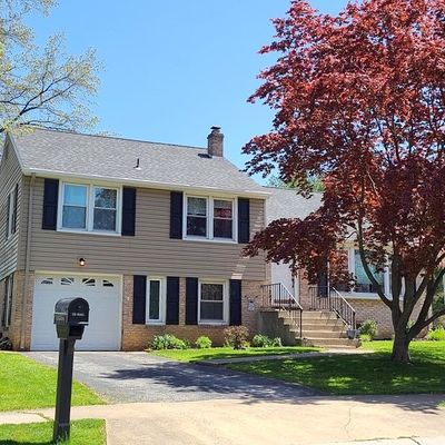 335 Folkstone Way, York, PA 17402